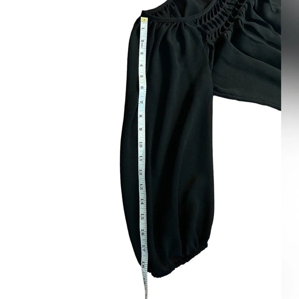 •EUC• Black Flowy Transluscent Blouse with 3/4 Sleeves (Size Small - Medium) - Picture 10 of 12